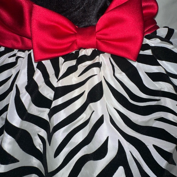 Bonnie Jean Black and White Zebra Print Kids Costume with Red Bow - Picture 2 of 5